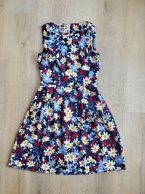 Anne Klein Floral Dress in Navy, White, Red, Light Blue, Yellow
